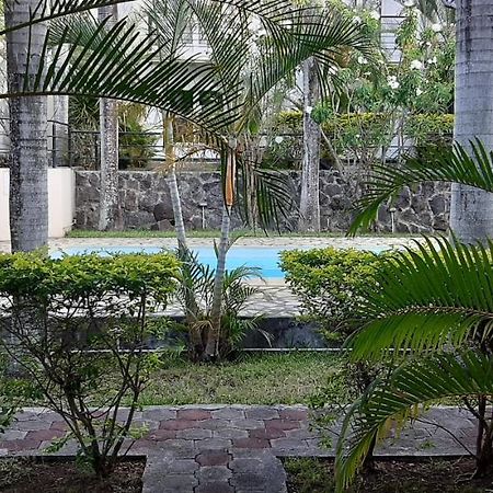 Blue Sky Villa Grand Baie Bagian luar foto